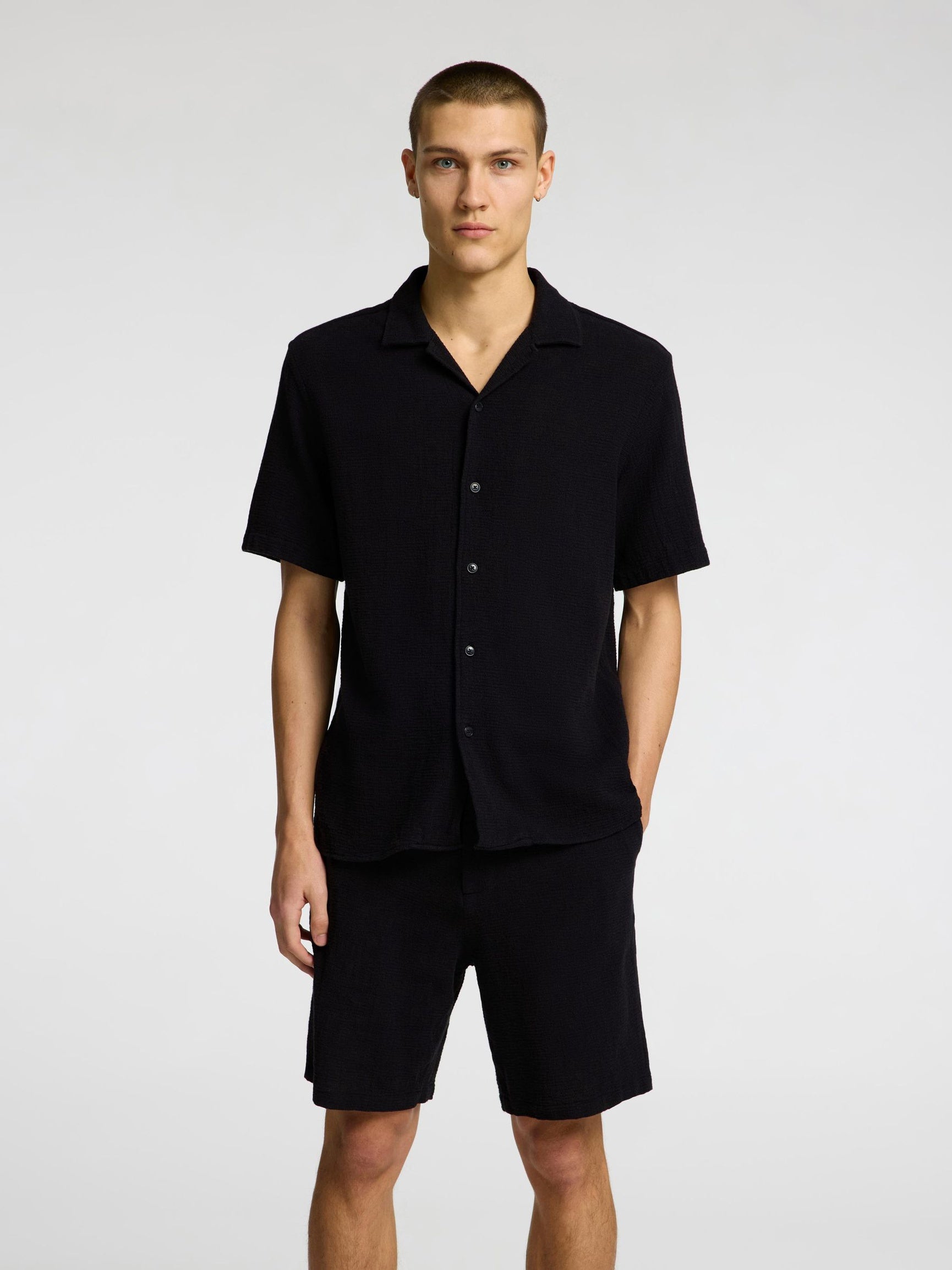 COTTON SHORT SLEEVED SHIRT