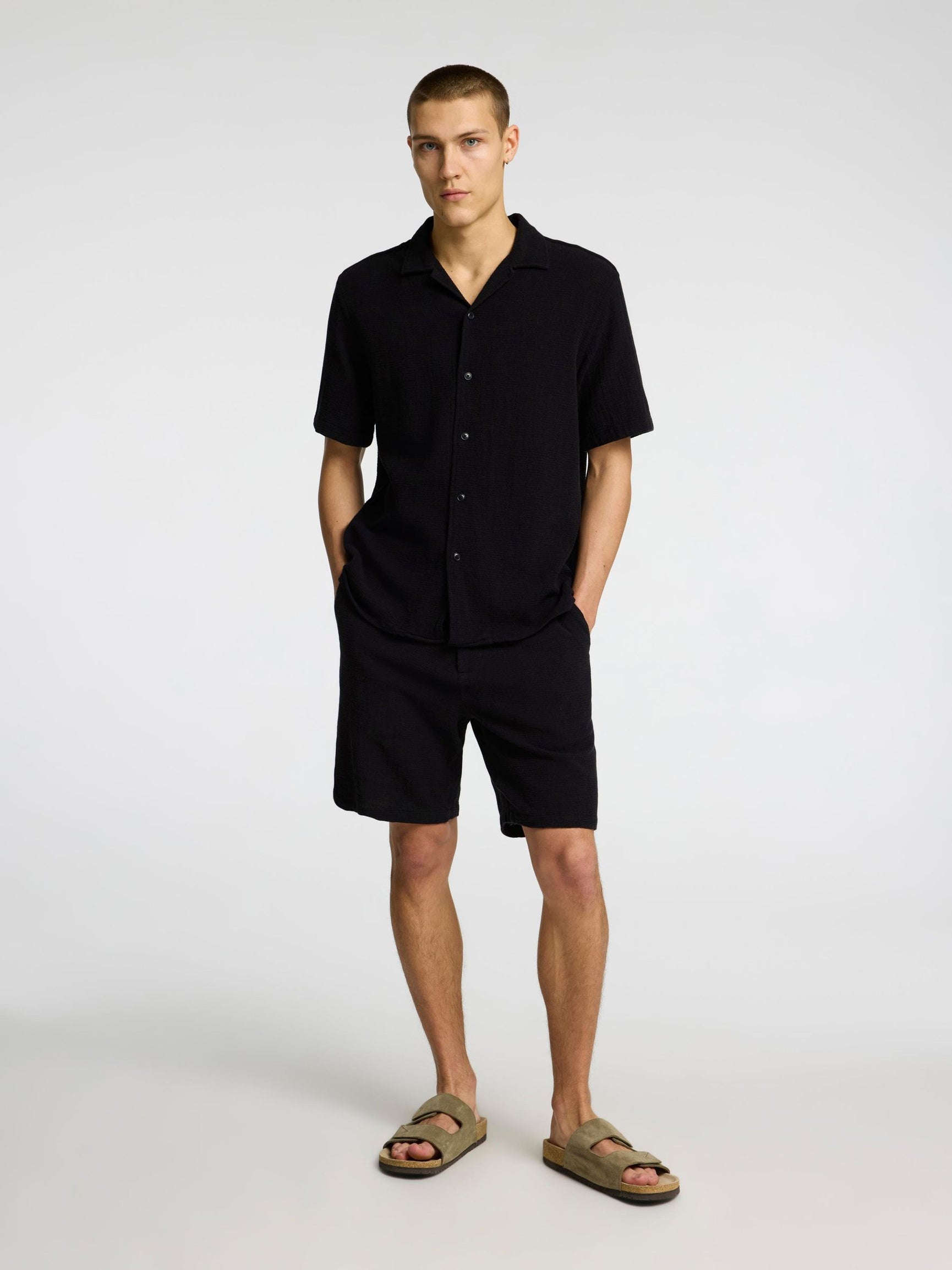 COTTON SHORT SLEEVED SHIRT