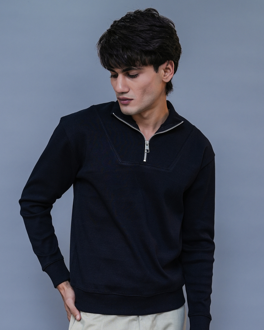 QUARTER ZIP | BLACK